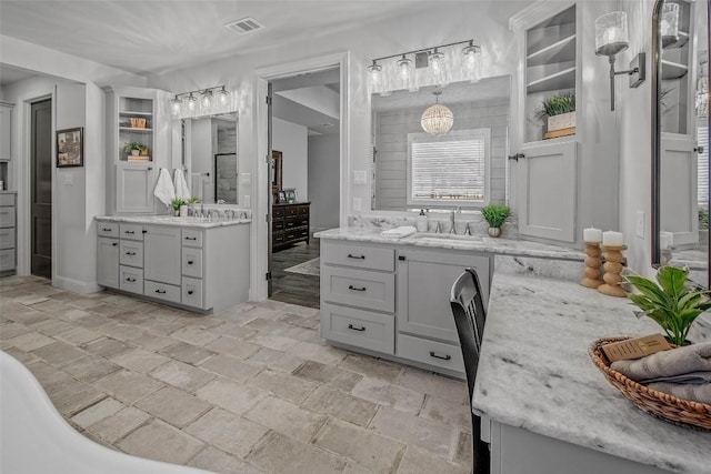 bathroom with vanity