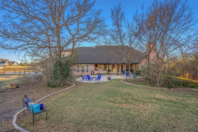 view of yard with a patio