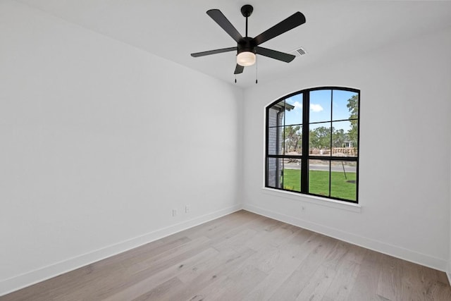 162 Leaning Rock Rdg, Austin, TX 78737 - empty room featuring light wood-style floors and ceiling fan