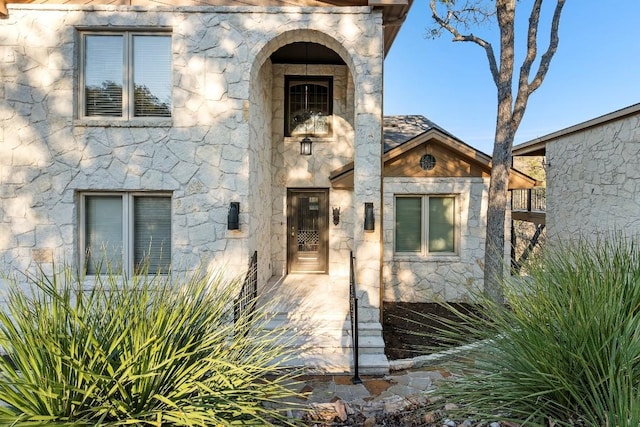 112 Center Cove Iii Loop, Spicewood, TX 78669 - view of exterior entry with stone siding