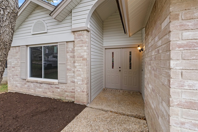 view of property entrance