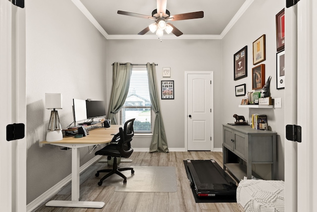 office area with ceiling fan, crown molding, and light hardwood / wood-style floors