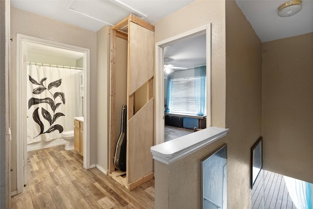 10516 Garbacz Dr, Austin, TX 78748 - corridor with light wood-style floors