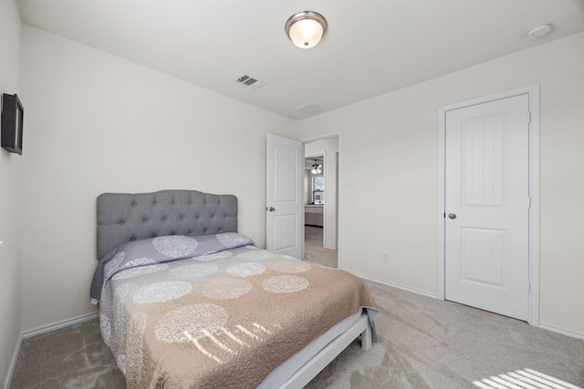 bedroom featuring carpet floors