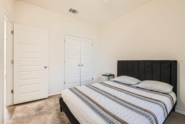 bedroom with a closet