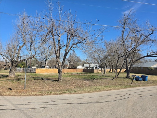 305 Lexington Rd, Elgin, TX 78621 - photo 7