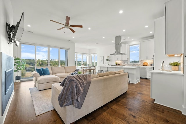 5717 Lost Horizon Dr Unit 12, Austin, TX 78759 - photo 4