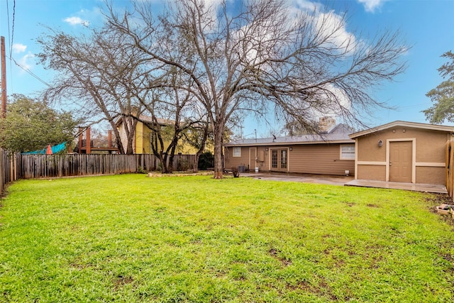 view of yard with a patio