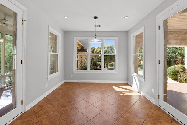 127 Roberts Cir, Georgetown, TX 78633 - unfurnished dining area featuring healthy amount of natural light, tile patterned flooring, baseboards, and recessed lighting