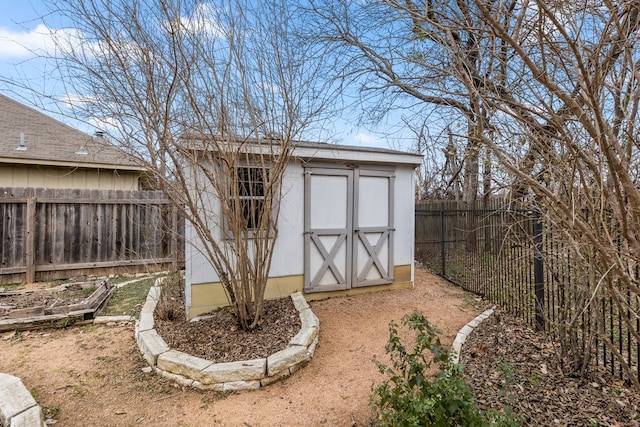 view of outbuilding