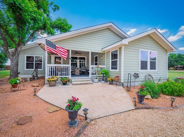 view of front of property with a porch and ceiling fan