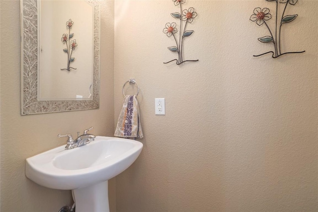1201 Drake Cv, Leander, TX 78641 - view of bathroom