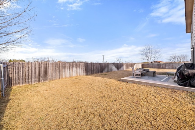 view of yard with a patio