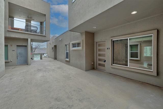 view of patio / terrace with ceiling fan