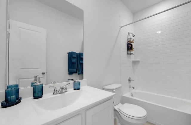 305 Ravens Crest Dr, Hutto, TX 78634 - bathroom with toilet, vanity, and washtub / shower combination