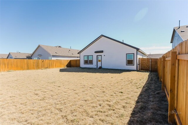 517 Halfmoon Dr, Lockhart, TX 78644 - photo 21