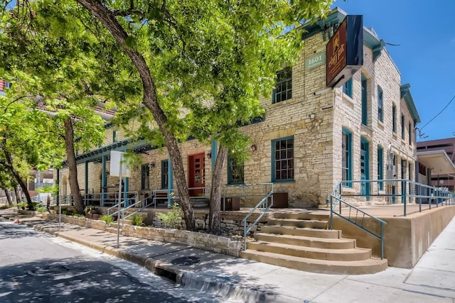 908 Nueces St Unit 37, Austin, TX 78701 - view of building exterior