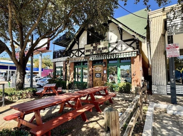 908 Nueces St Unit 37, Austin, TX 78701 - view of property's community