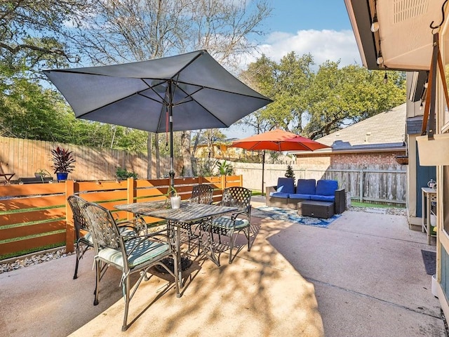 view of patio with outdoor lounge area