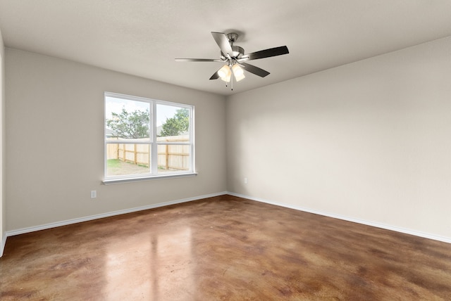 empty room with ceiling fan