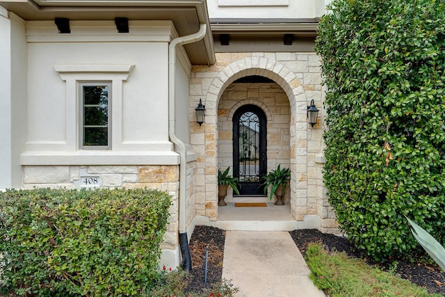 view of property entrance