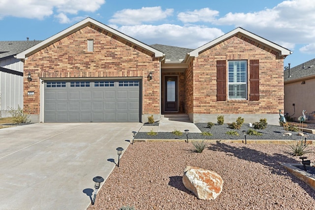 view of front facade with a garage