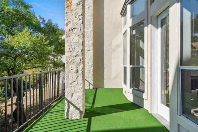 1701 Spyglass Dr Unit 11, Austin, TX 78746 - view of balcony