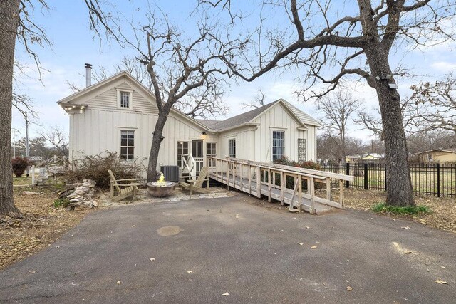 409 N Main St, Burnet, TX 78611 - photo 33