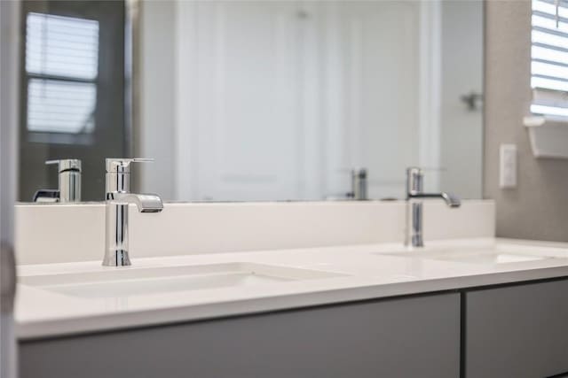 7001 Lewiston Way, Austin, TX 78724 - bathroom featuring double vanity