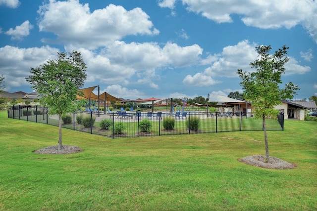 1712 Uhland Dr, Leander, TX 78641 - view of yard