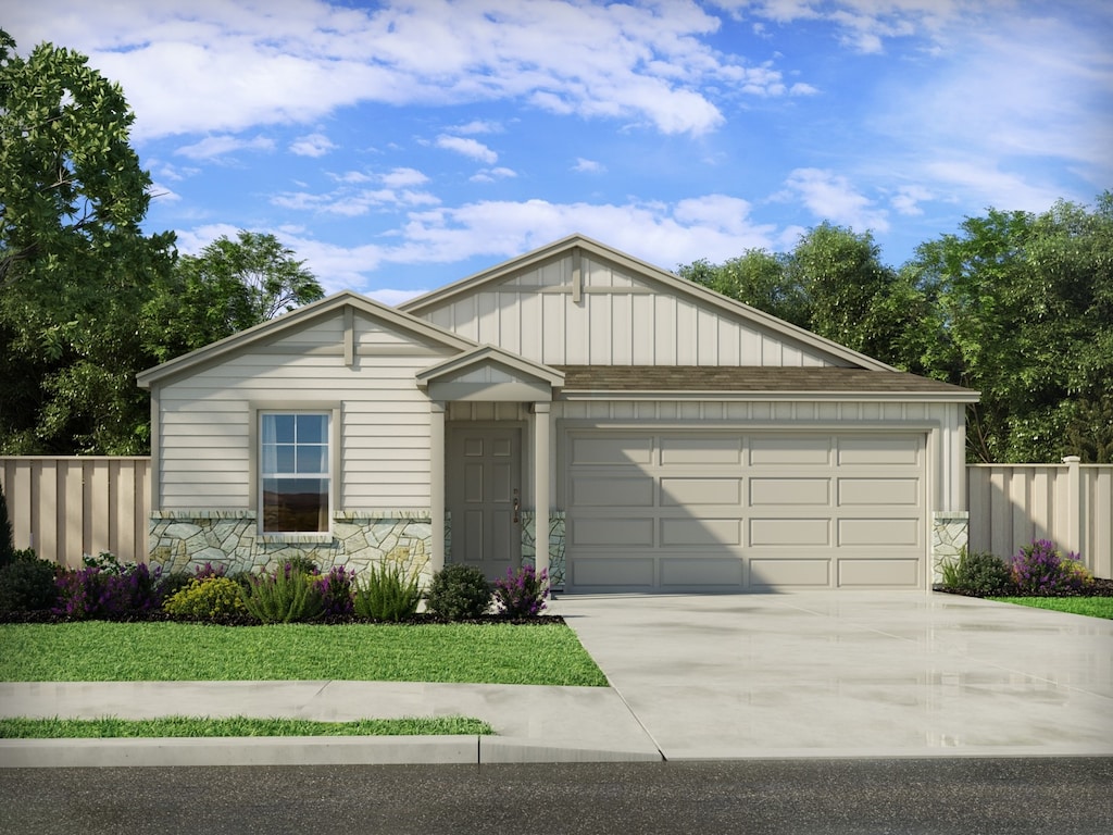 view of front facade featuring a garage