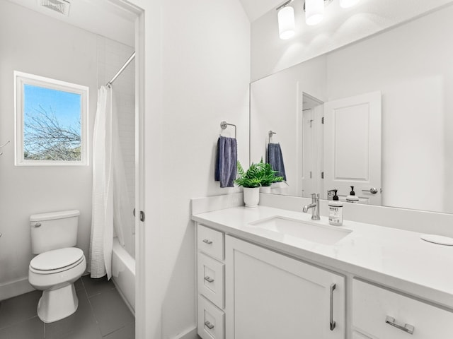 3711 Garden Villa Ln Unit A, Austin, TX 78704 - full bath with vanity, tile patterned flooring, and shower / tub combo with curtain