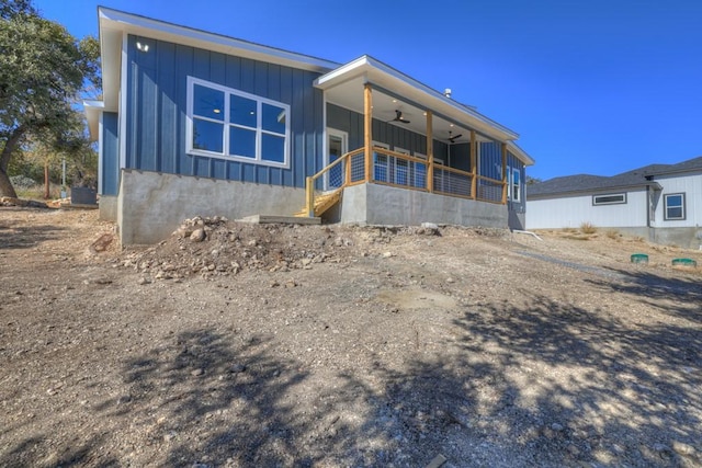 back of house featuring ceiling fan