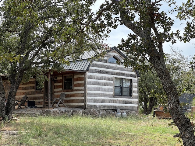 view of property exterior