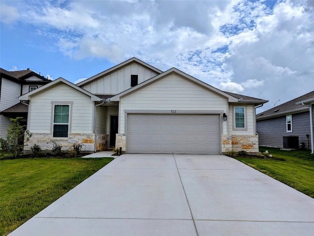 122 Checkers Cv, Elgin, TX 78621 - photo 1