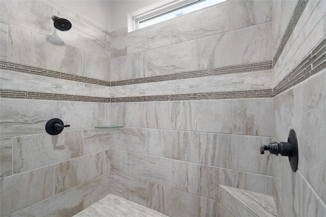 5204 La Terraza Ln, Killeen, TX 76549 - bathroom with tiled shower