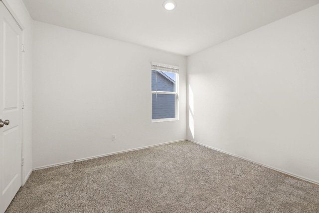 13413 Mussel Run, Elgin, TX 78621 - unfurnished room with carpet and recessed lighting