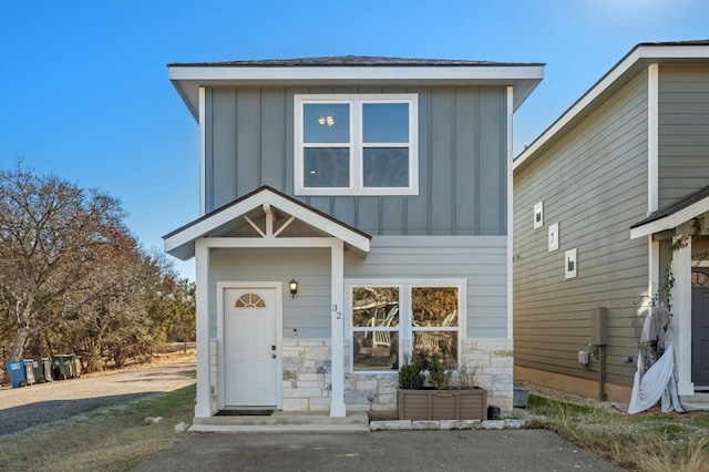 view of front of house