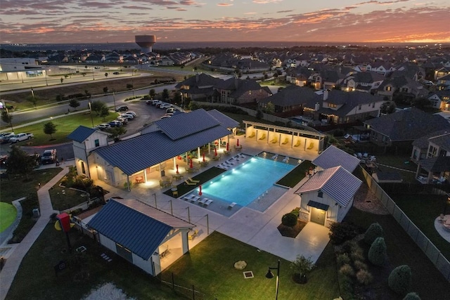 view of aerial view at dusk