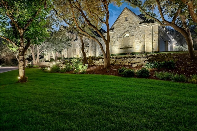 exterior space featuring a lawn