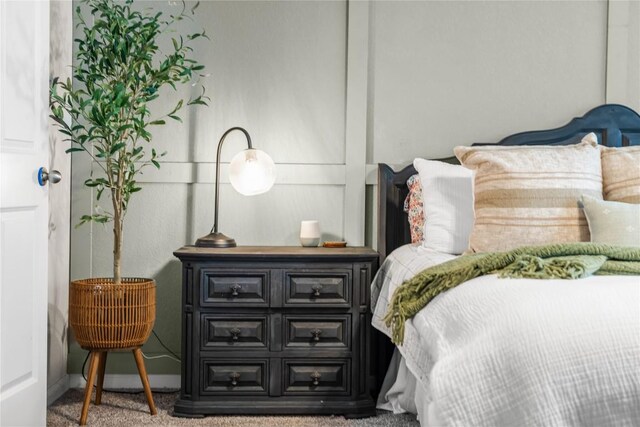 bedroom featuring carpet flooring