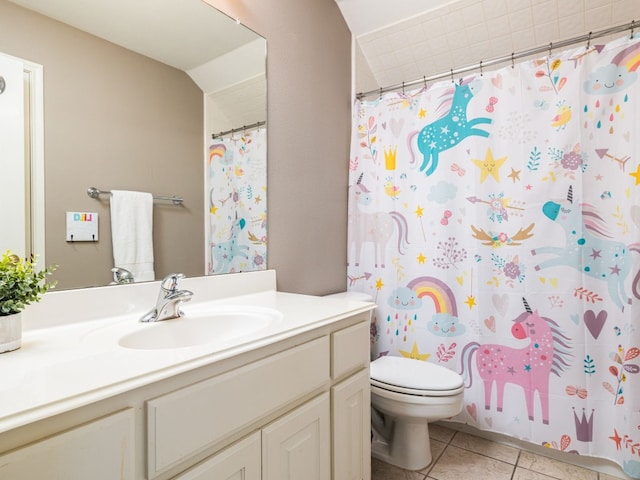 13312 Country Lake Dr, Austin, TX 78732 - full bathroom featuring vanity, toilet, tile patterned flooring, and a shower with curtain