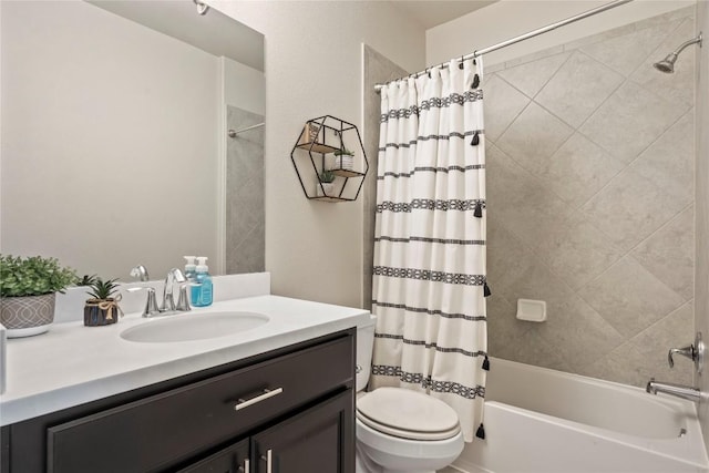 2513 Long Lasso Pass, Leander, TX 78641 - full bath with vanity and shower / tub combo with curtain