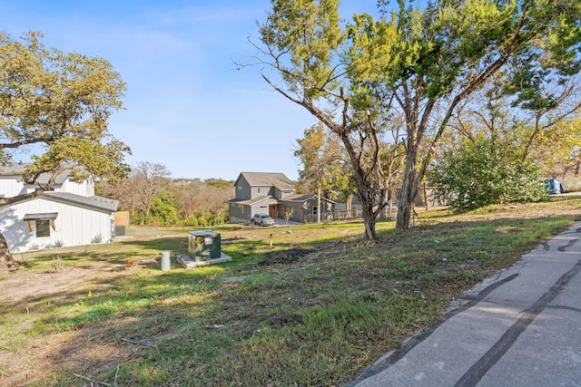1316 E Applegate Dr, Austin, TX 78753