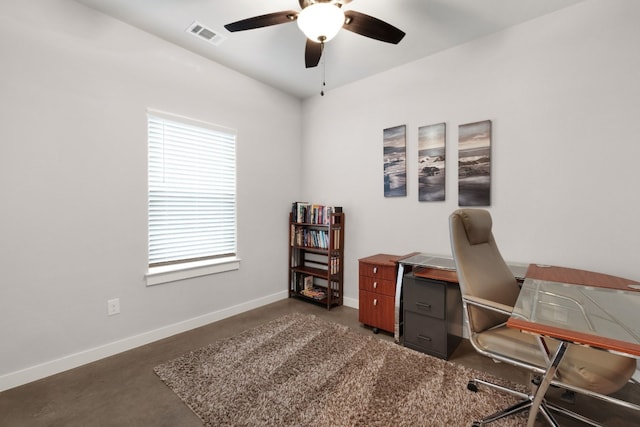 office space with ceiling fan