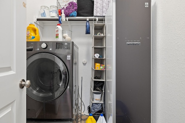 laundry area featuring washer / clothes dryer