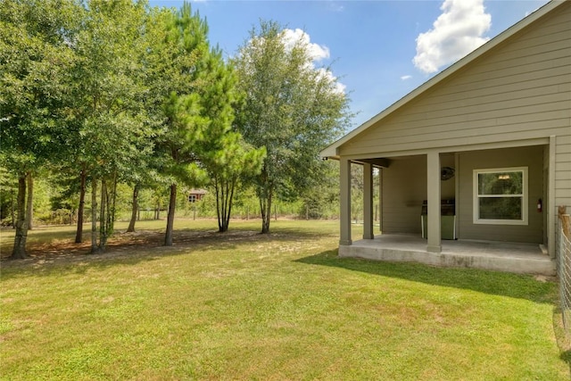 view of yard with a patio area