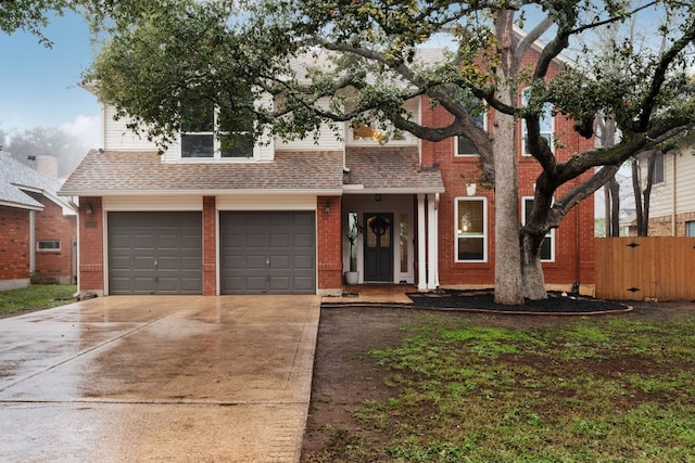 view of front facade featuring a garage