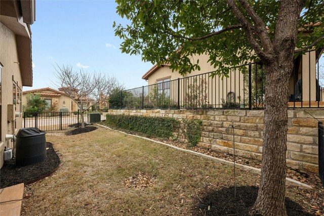 204 Delfino Cir, Lakeway, TX 78734 - view of fenced backyard