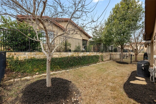 204 Delfino Cir, Lakeway, TX 78734 - view of fenced backyard